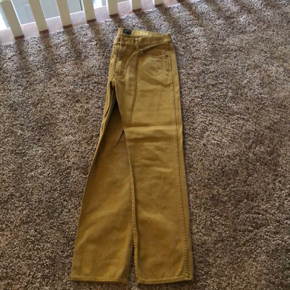 J Crew 32x32 The Sutton Men’s Khaki Pants
